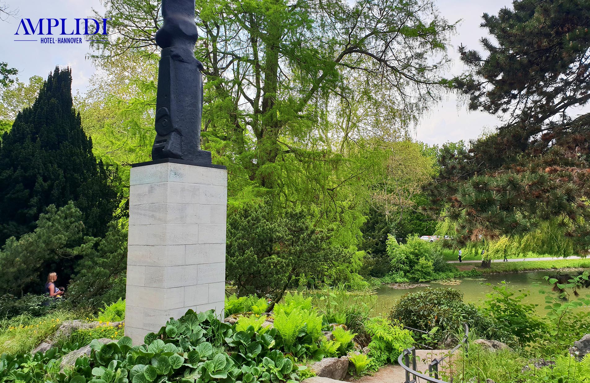 Parklandschaft am Neuen Rathaus